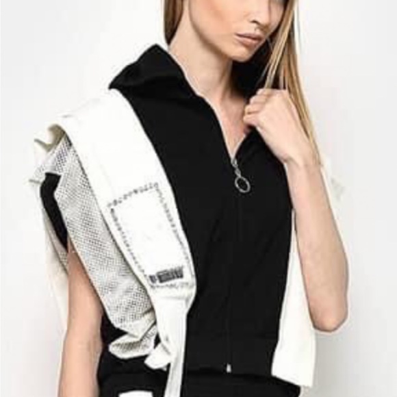 New NWT European brand black and white top jacket and pants suit size M/L - Picture 16 of 16